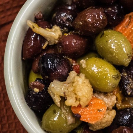 Marinated mixed olives & pickled veggies